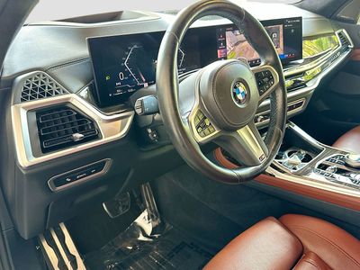 2024 BMW X7 - Photo 9