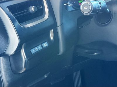 2025 Lexus UX - Photo 10