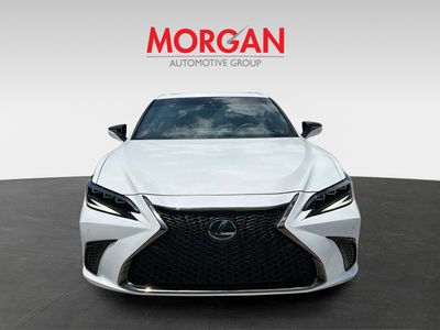 2024 Lexus ES - Photo 2