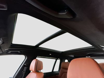 2025 BMW X7 - Photo 23