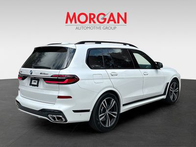 2025 BMW X7 - Photo 7