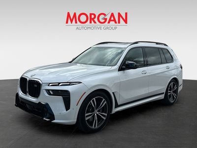 2025 BMW X7 - Photo 3