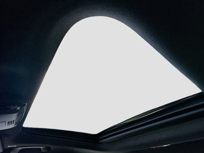 2024 BMW 3 Series - Photo 21