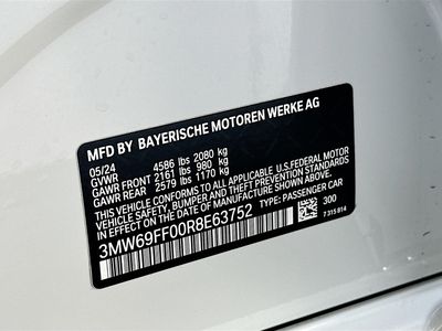 2024 BMW 3 Series - Photo 34