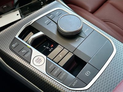 2024 BMW 3 Series - Photo 17