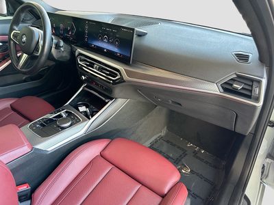 2024 BMW 3 Series - Photo 30