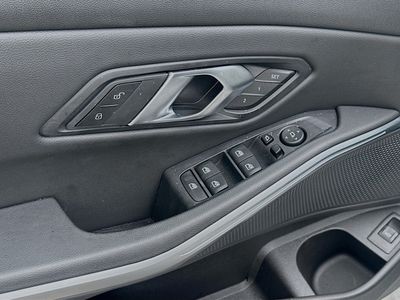 2024 BMW 3 Series - Photo 16