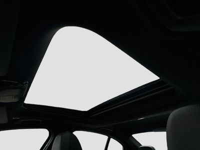 2024 BMW 3 Series - Photo 15
