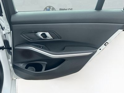 2024 BMW 3 Series - Photo 30