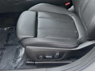 2024 BMW 3 Series - Photo 17