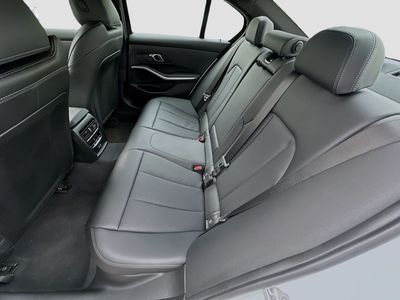 2024 BMW 3 Series - Photo 23