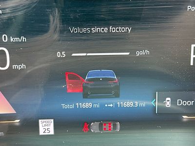 2025 BMW 3 Series - Photo 12