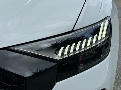 2024 Audi RS Q8 - Photo 32