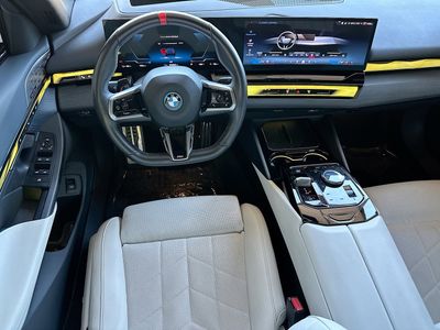 2024 BMW i5 - Photo 24