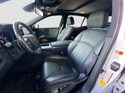 2023 Lexus LS - Photo 19