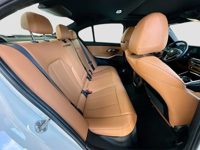 2023 BMW 3 Series - Photo 29
