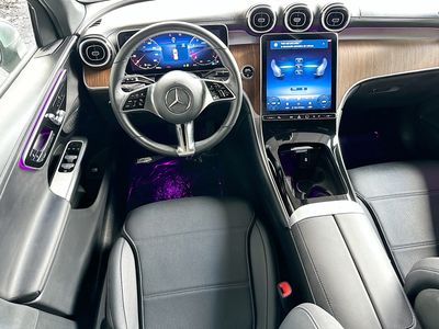 2025 Mercedes-Benz GLC - Photo 22