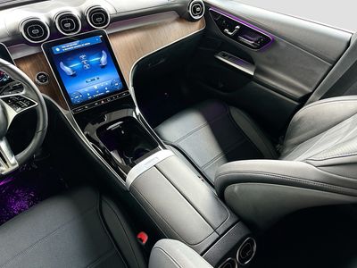 2025 Mercedes-Benz GLC - Photo 23