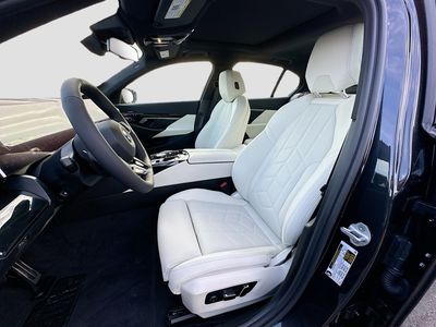2026 BMW 5 Series - Photo 15