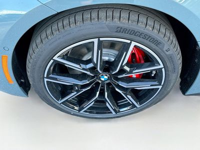 2026 BMW i4 - Photo 25
