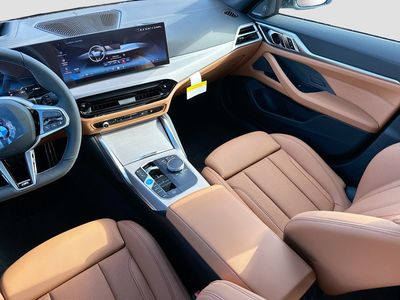 2026 BMW i4 - Photo 18