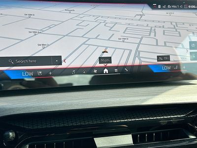 2026 BMW i4 - Photo 10