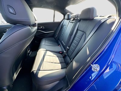 2026 BMW 3 Series - Photo 19
