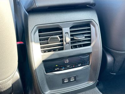2026 BMW 3 Series - Photo 20