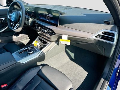 2026 BMW 3 Series - Photo 24