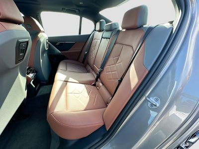 2027 BMW 5 Series - Photo 19