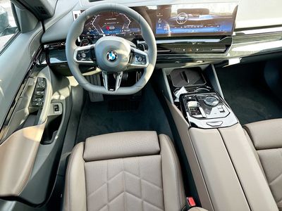 2026 BMW 5 Series - Photo 17