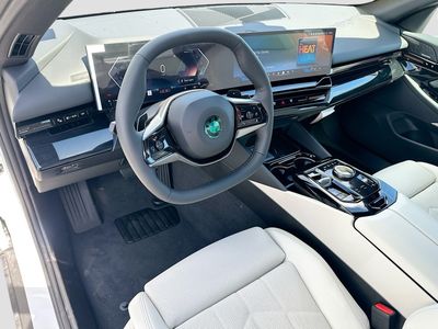 2026 BMW 5 Series - Photo 6