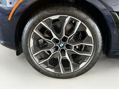 2026 BMW X7 - Photo 25