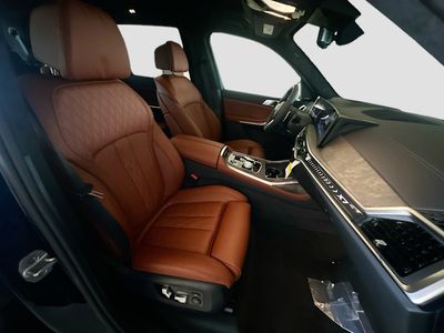 2026 BMW X7 - Photo 22