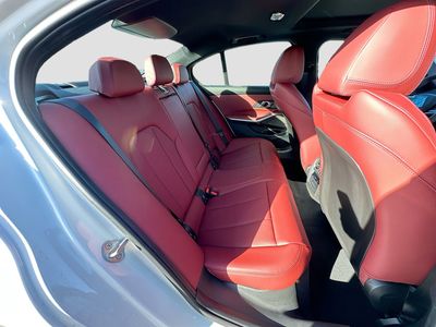 2026 BMW 3 Series - Photo 22