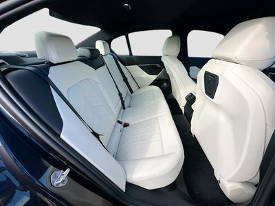 2026 BMW 5 Series - Photo 22