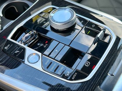 2026 BMW X7 - Photo 14