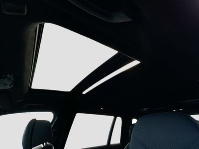 2026 BMW X7 - Photo 16
