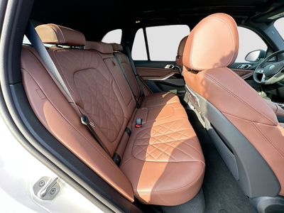 2026 BMW X5 - Photo 22