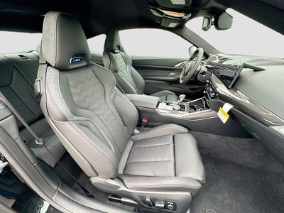 2026 BMW M4 - Photo 22