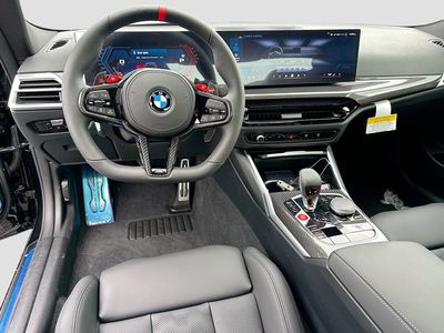 2026 BMW M4 - Photo 16