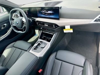 2026 BMW 3 Series - Photo 21