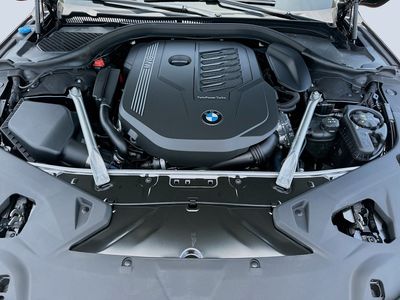 2026 BMW 8 Series - Photo 25