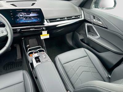 2026 BMW X1 — photo 18 view