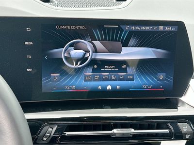 2026 BMW X1 — photo 13 view