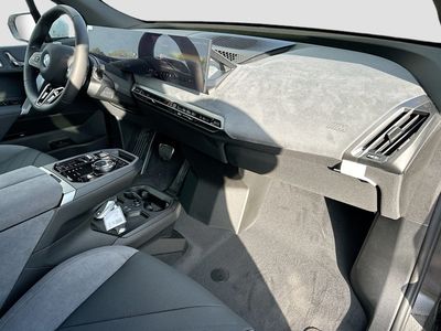 2026 BMW iX - Photo 24