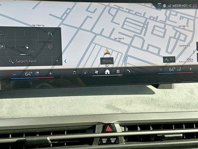 2026 BMW iX - Photo 10