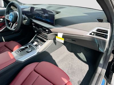 2026 BMW 3 Series — photo 24 view