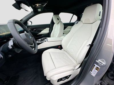 2026 BMW 5 Series - Photo 15