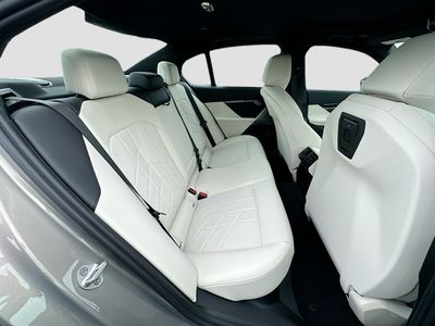 2026 BMW 5 Series - Photo 22